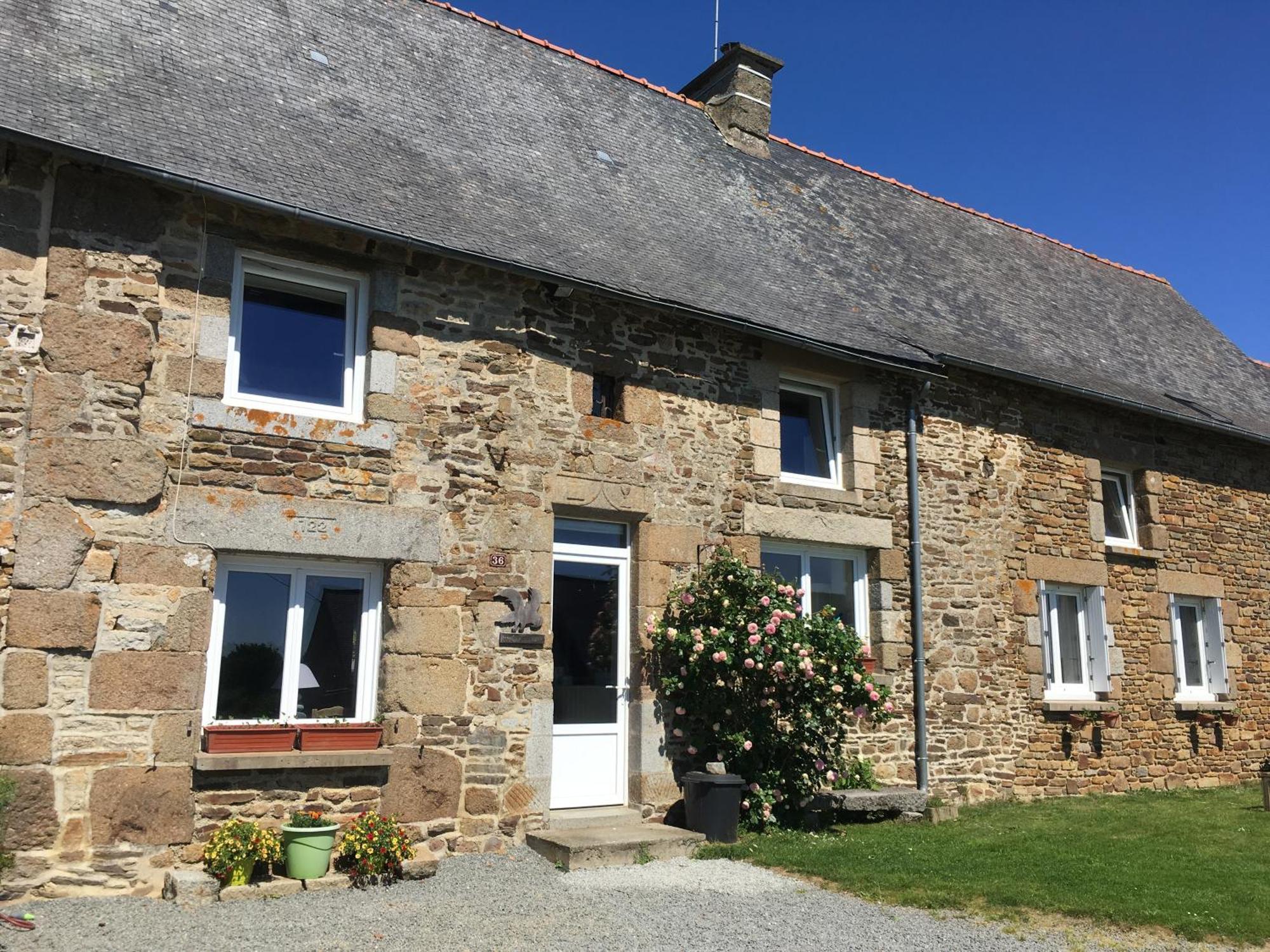 Les Chouettes Villa Les Portes du Coglais Exterior photo